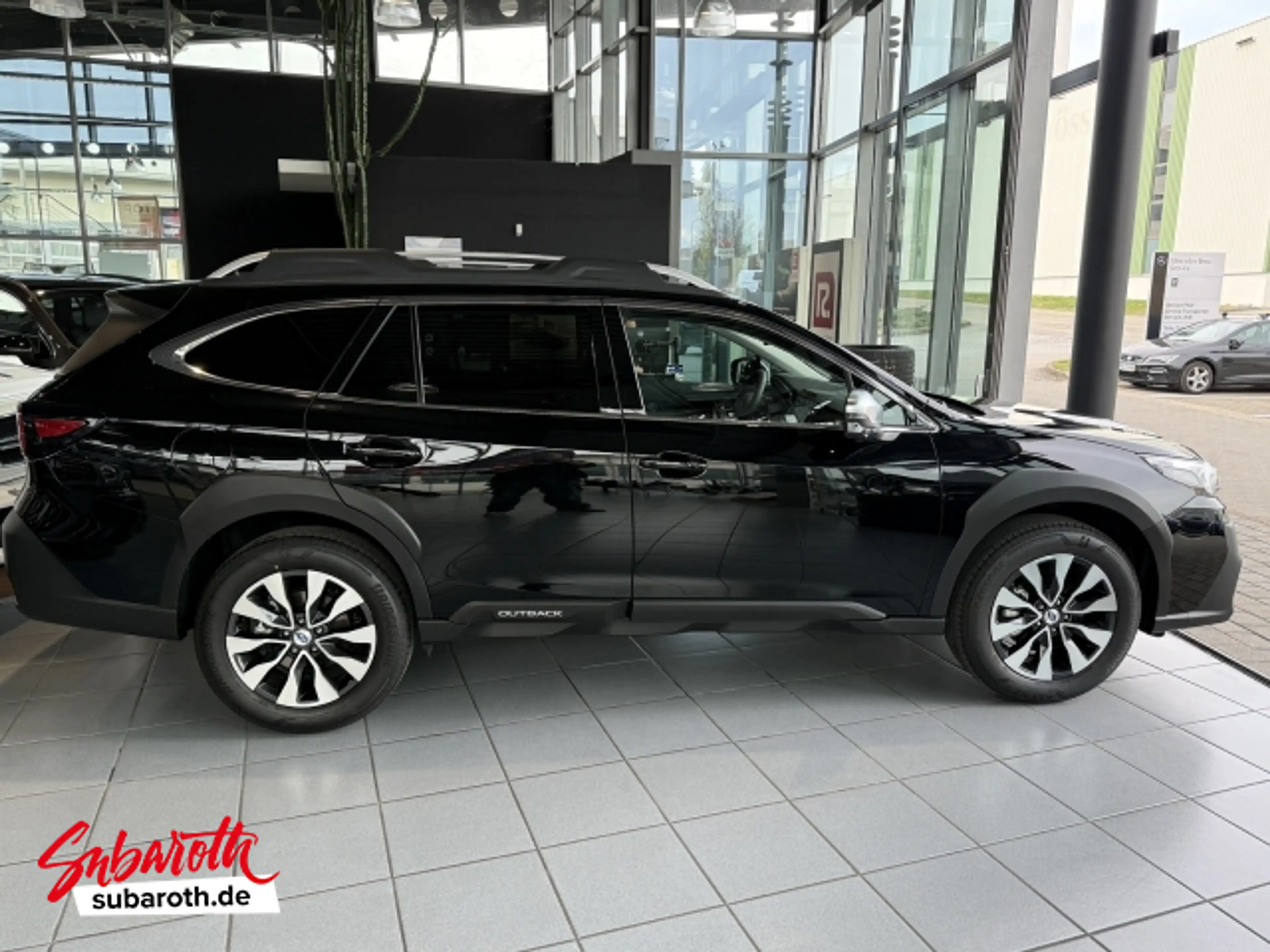 Subaru OUTBACK Outback 2.5i Platinum Navi Soundsystem — photo 6