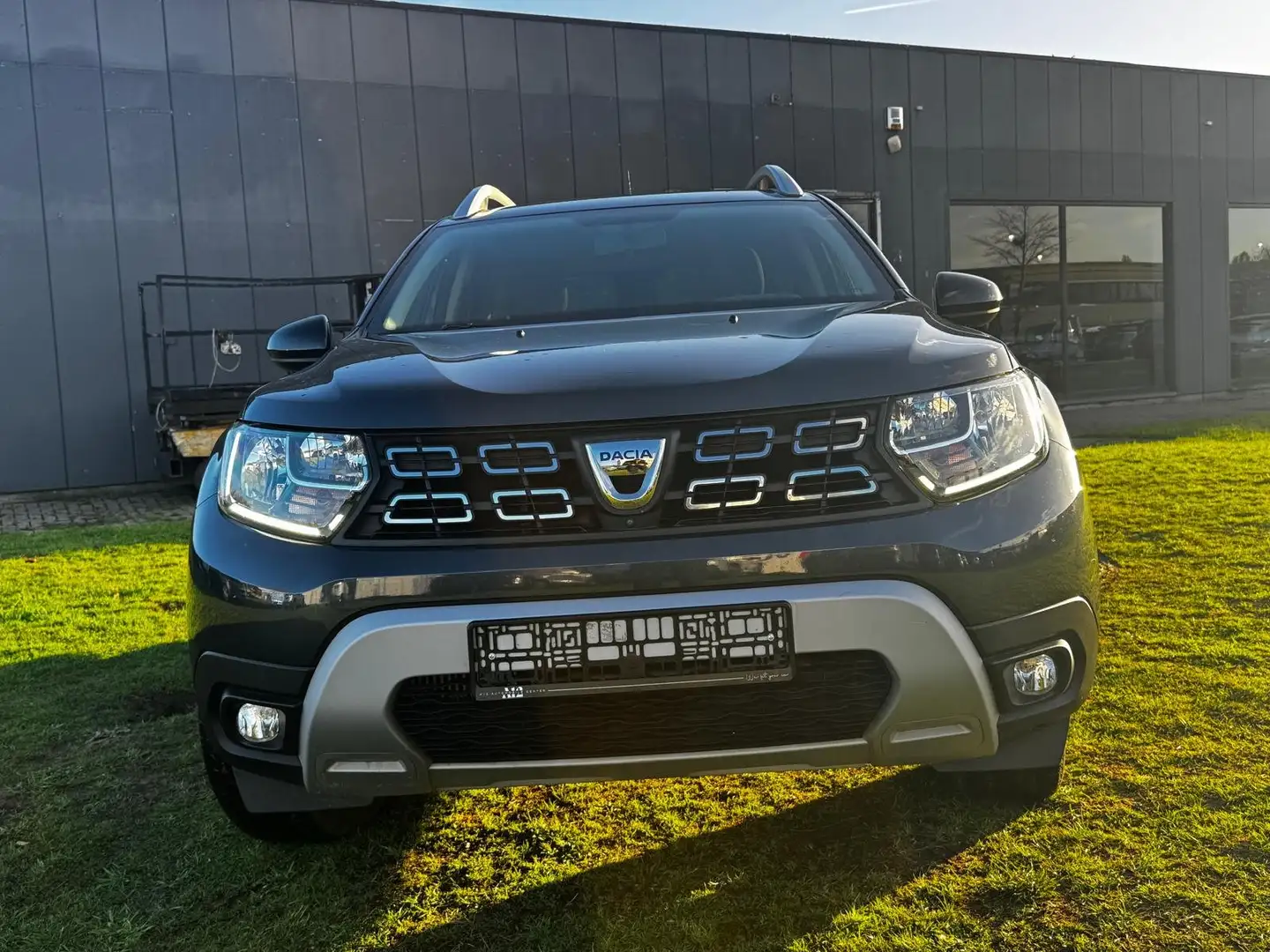 Dacia Duster Duster TCe 130 2WD GPF | Navi | Airco Gris - 2