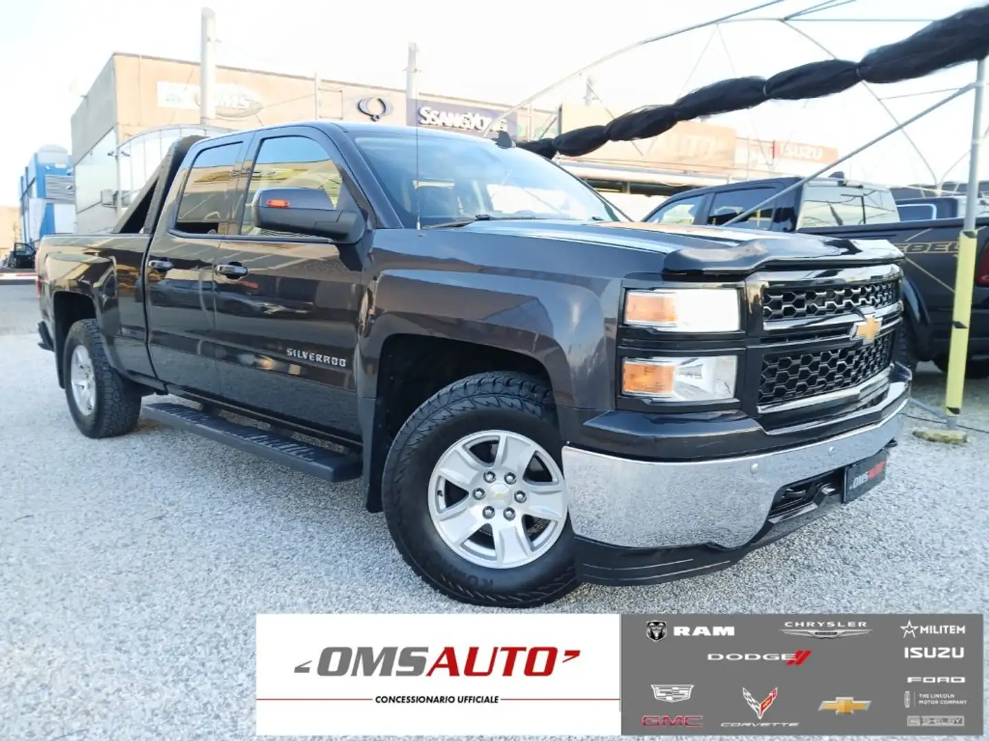 Chevrolet Silverado LT 5.3 L V8 EcoTec3 Grau - 1
