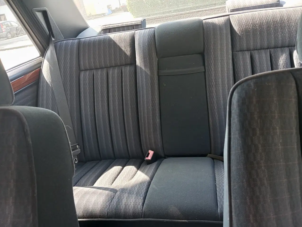 Mercedes-Benz E 200, foto 8