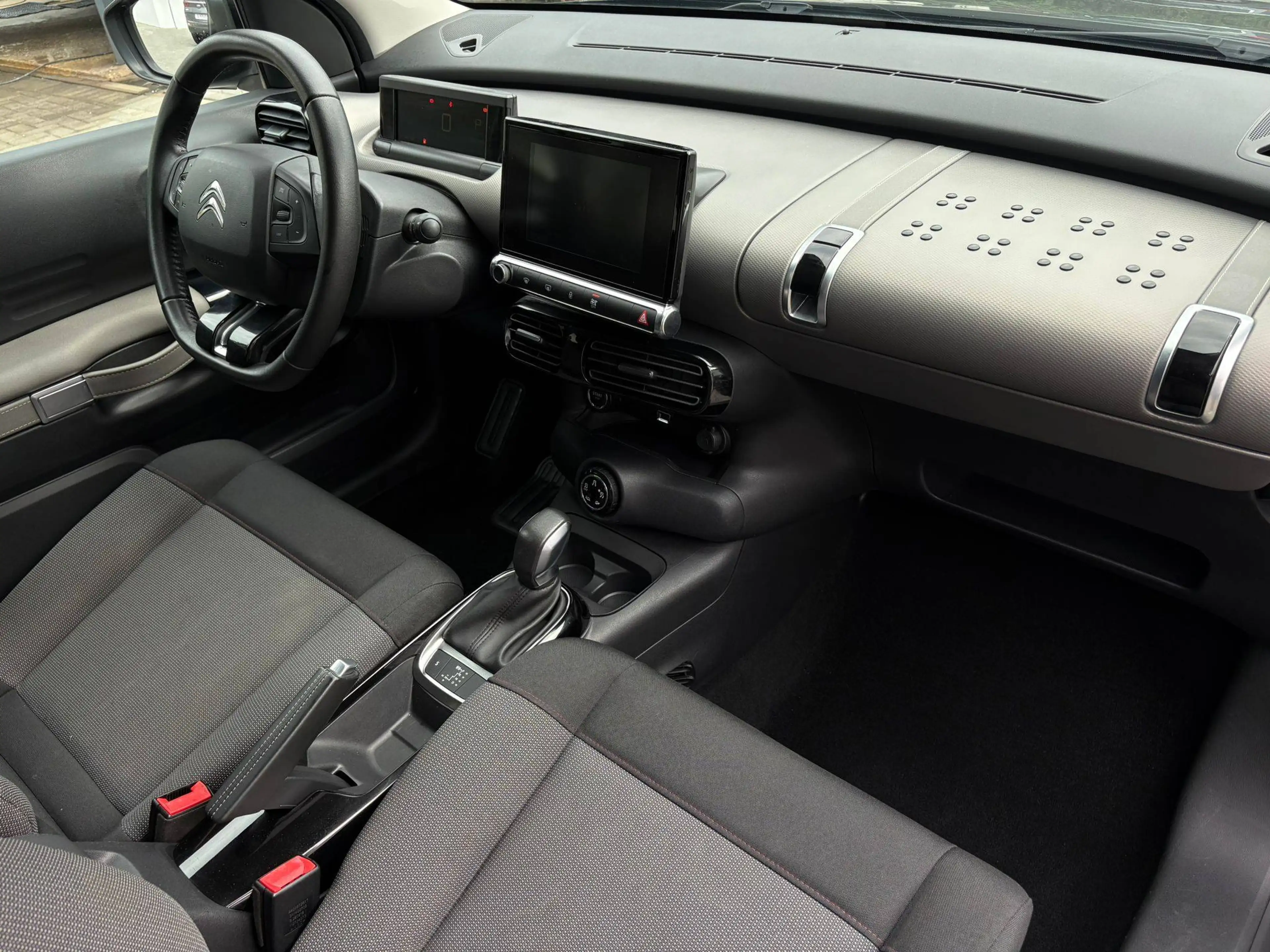 Citroen C4 Cactus Shine Automatik/Tempomat/Klima — photo 9