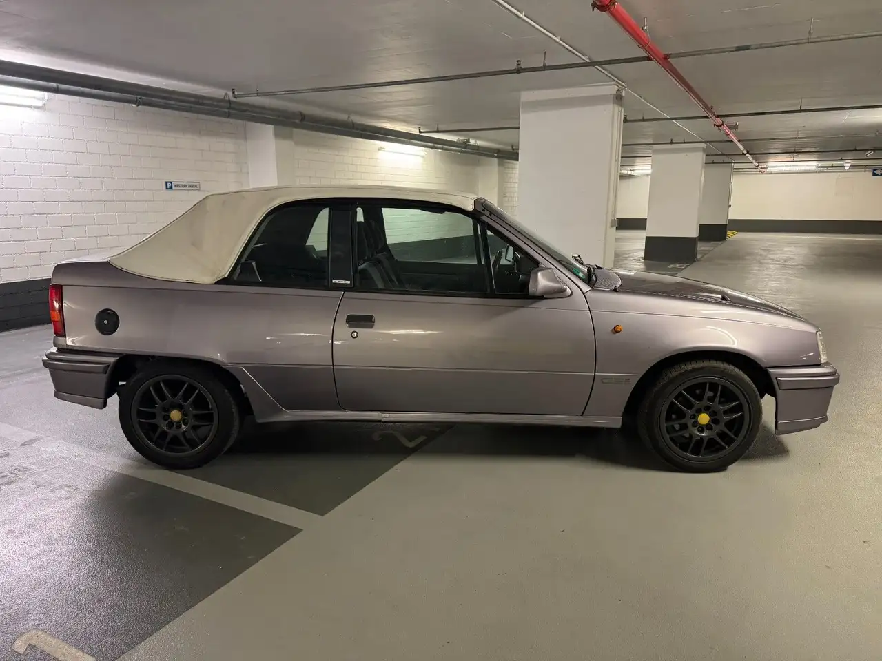 Opel Kadett GSI Cabrio, foto 4