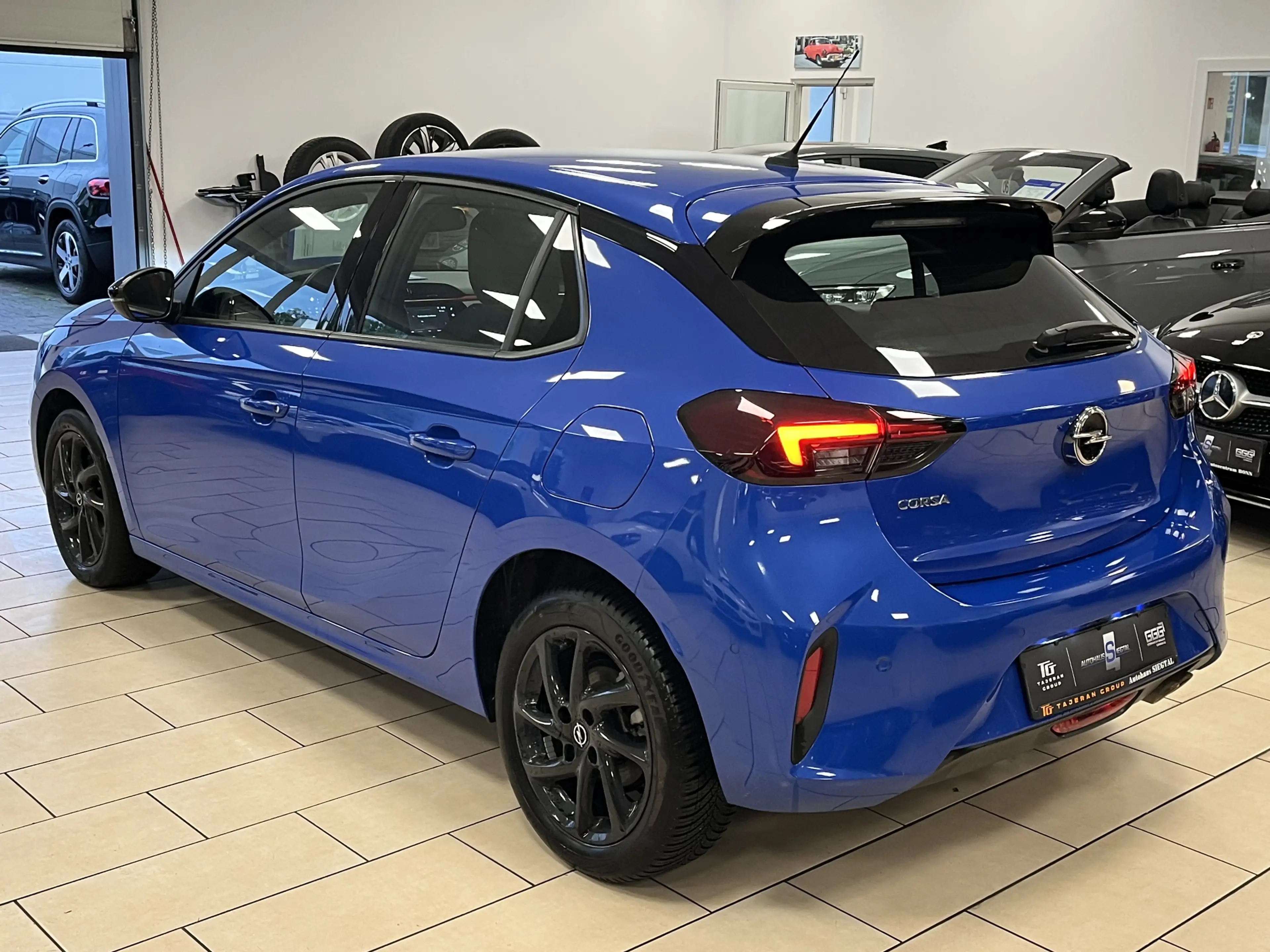 Opel Corsa GS Line*Tempomat*R.Cam*Totwink.*SHZ*LED* — photo 9