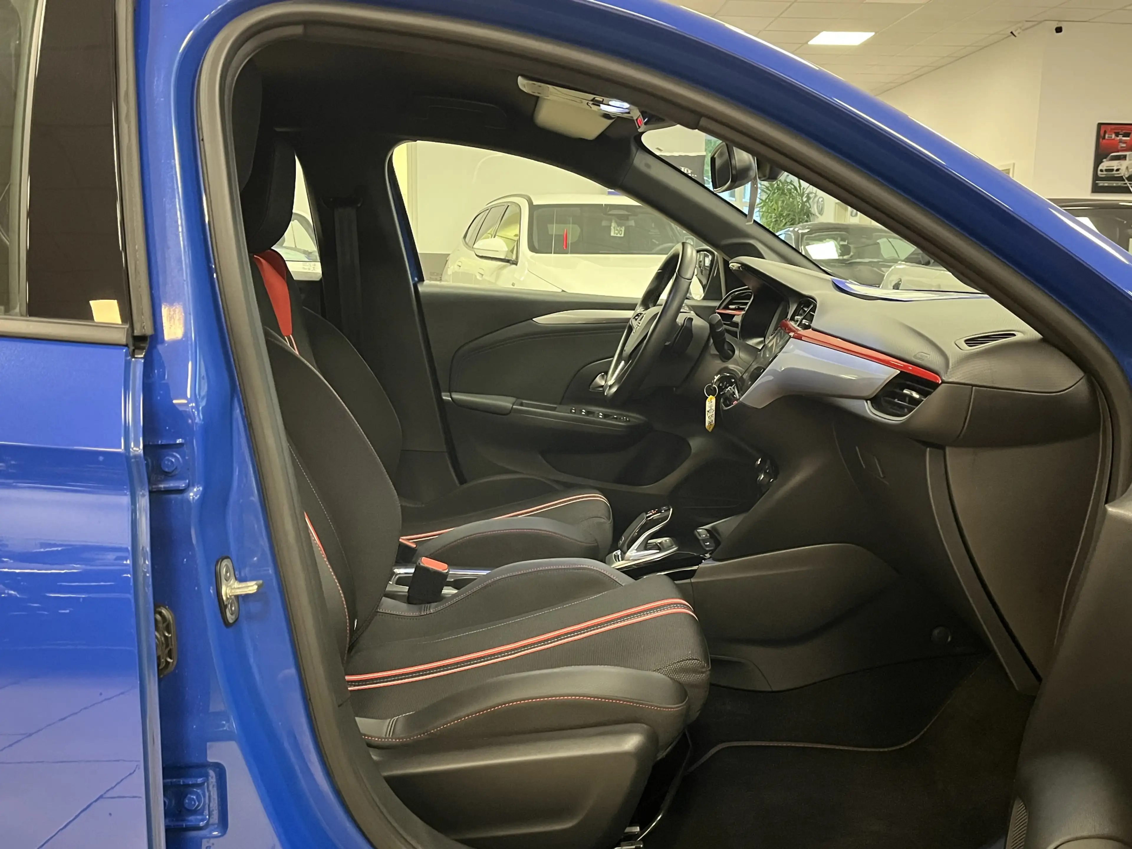 Opel Corsa GS Line*Tempomat*R.Cam*Totwink.*SHZ*LED* — photo 13