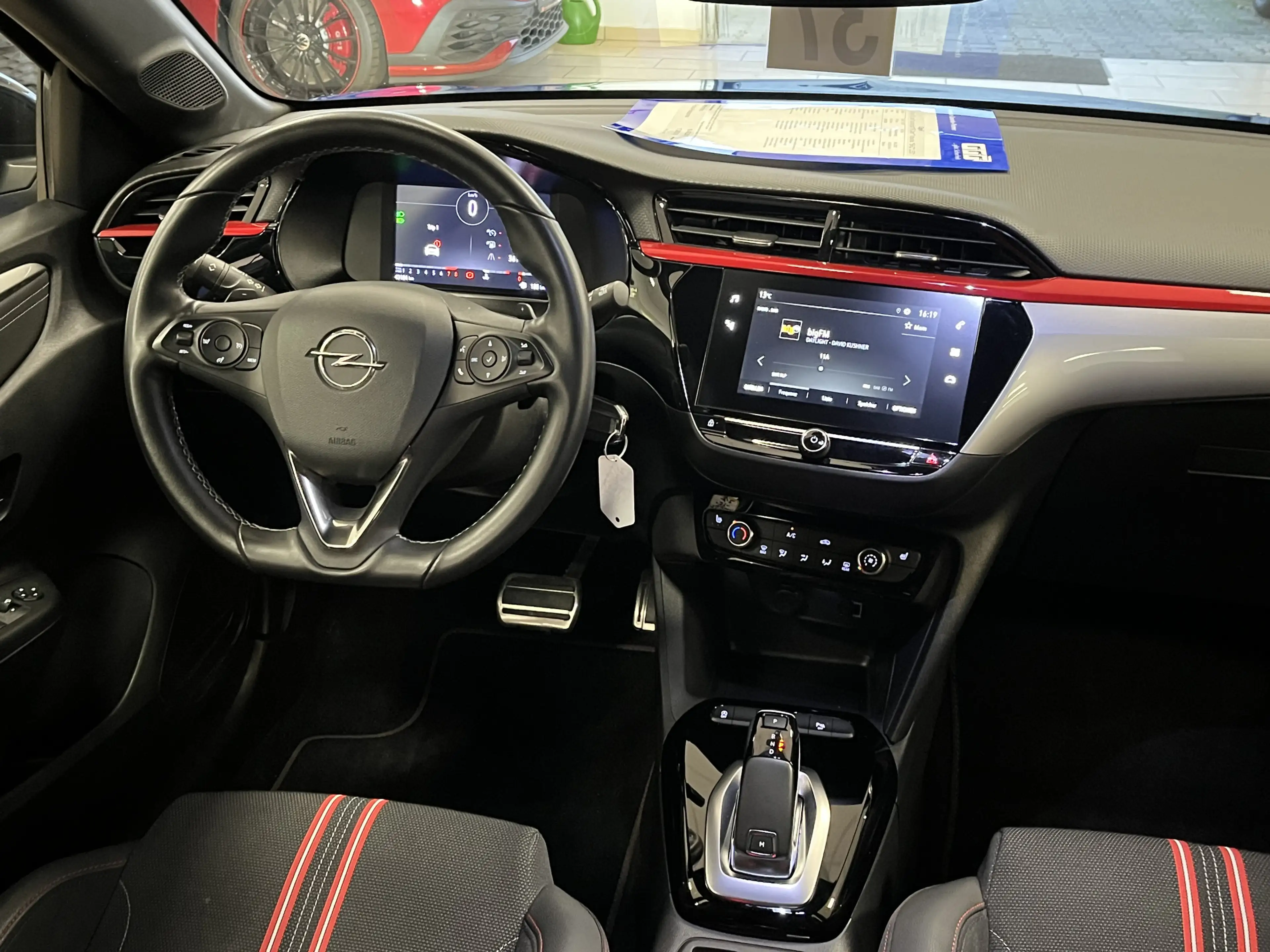 Opel Corsa GS Line*Tempomat*R.Cam*Totwink.*SHZ*LED* — photo 12