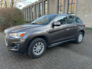 ASX 1.6i 2WD Invite (EURO6)