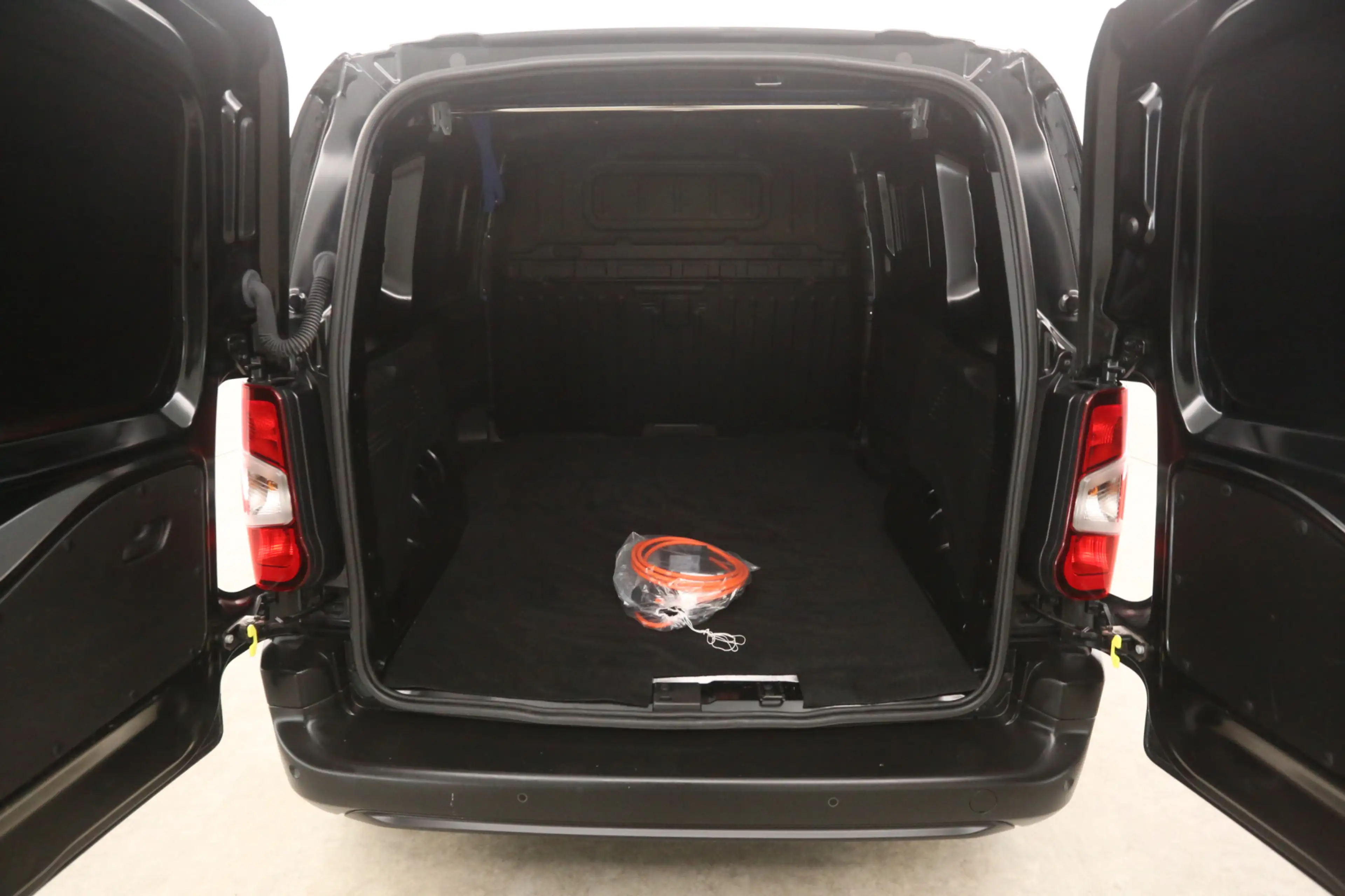 Opel Combo 50 kWh | Elektrisch | Snelladen | SOH 93% | Airco — photo 3