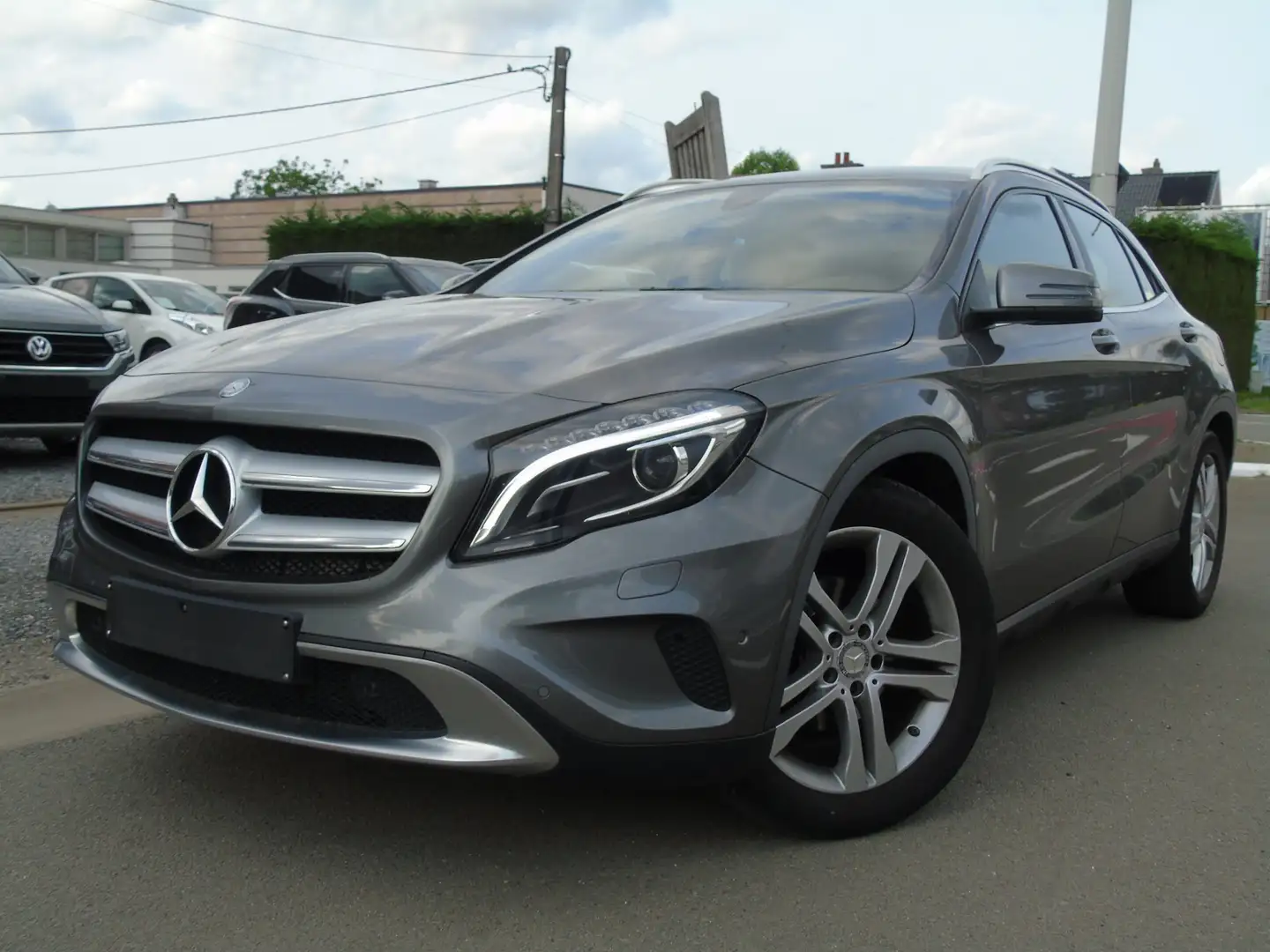 Mercedes-Benz GLA 200 Activity Edition*1e Eigen**Apple Carplay*AUTOMAAT Grau - 2