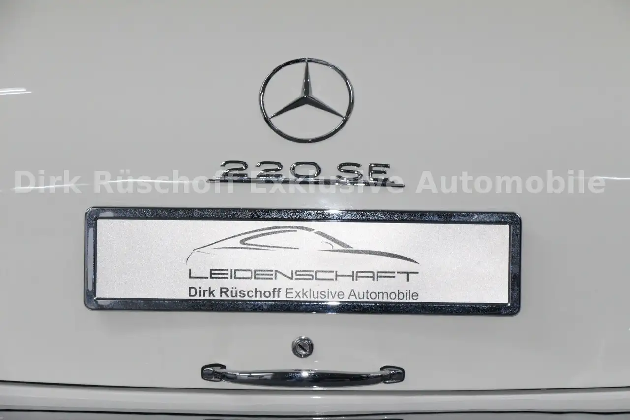 Mercedes-Benz 220 SE Ponton Cabriolet, W 128, foto 8