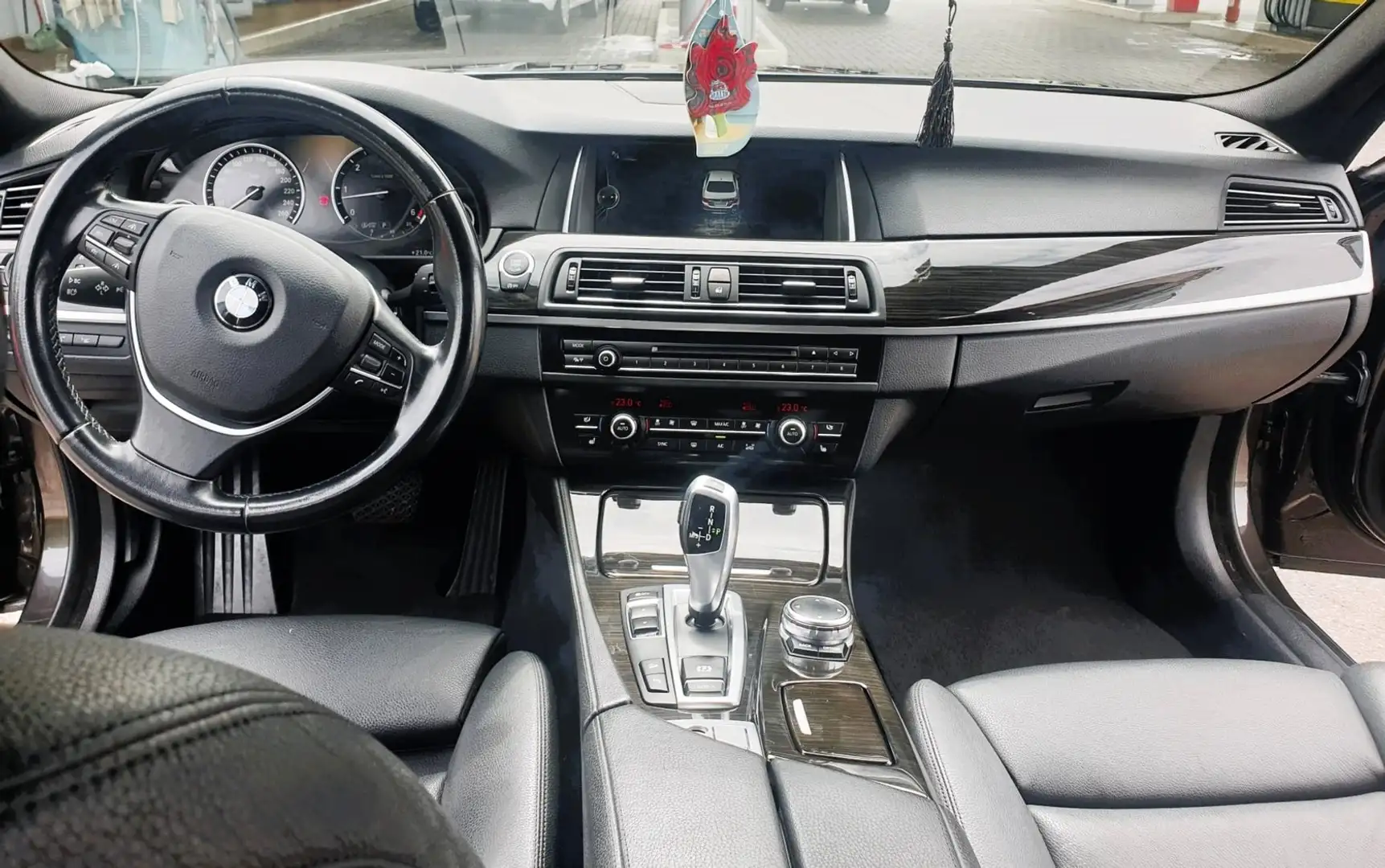 BMW 530 xdrive Luxury - 1