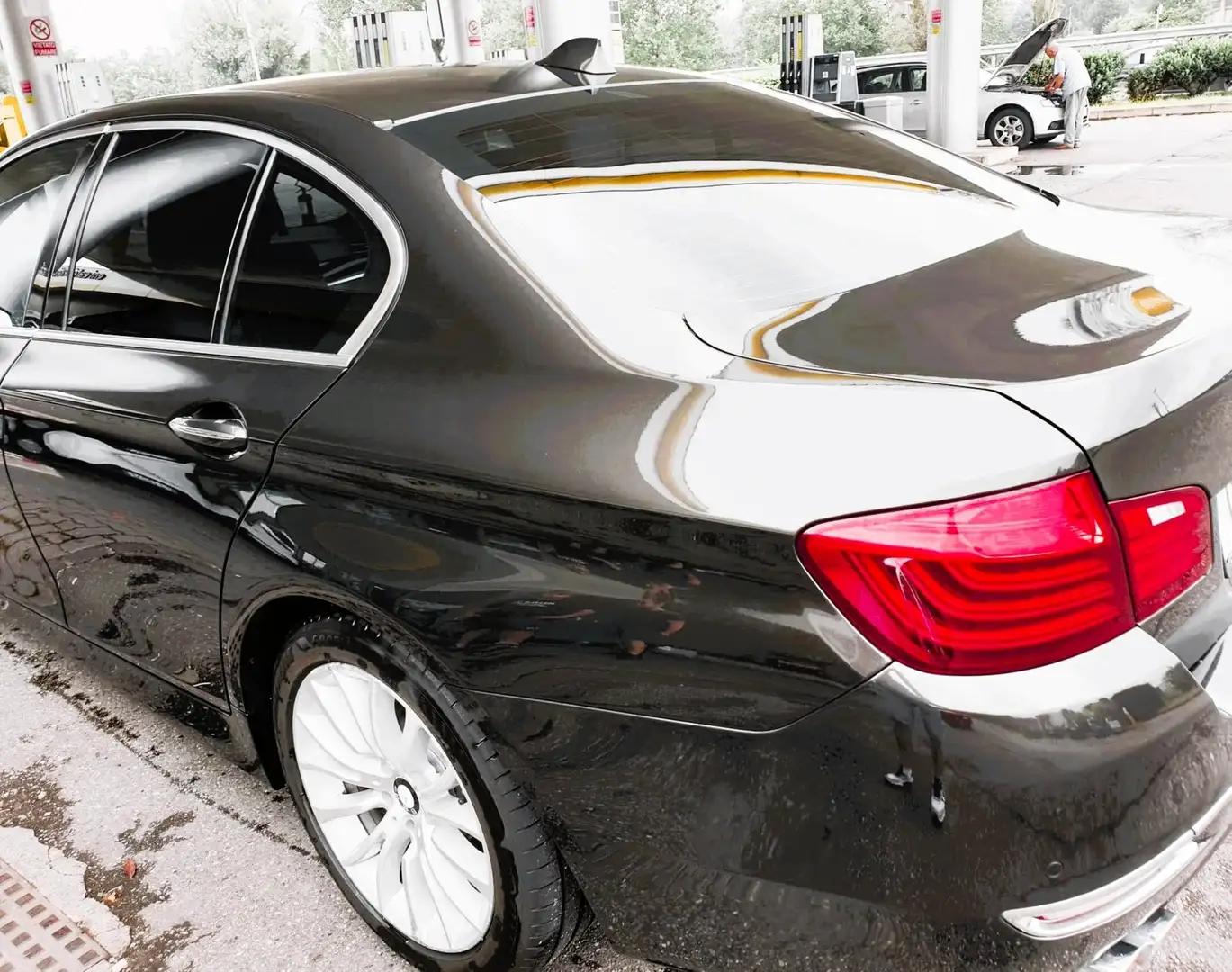 BMW 530 xdrive Luxury - 2