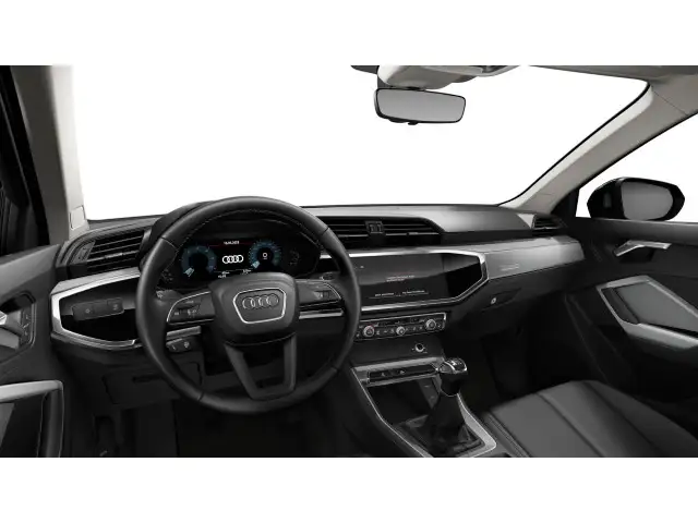 Audi Q3 view 8