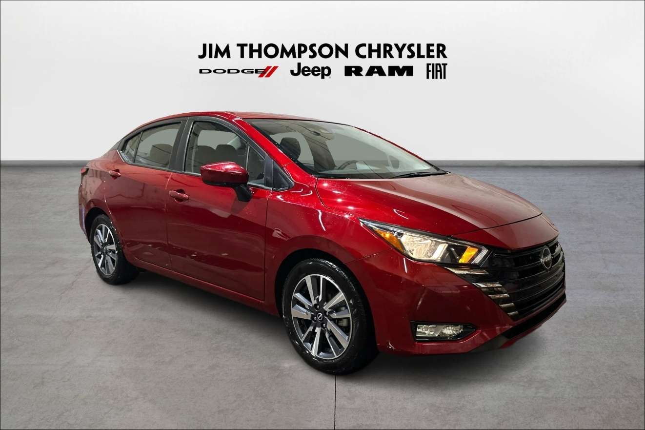 2025 Nissan Versa SV  - Heated Seats -  Apple CarPlay