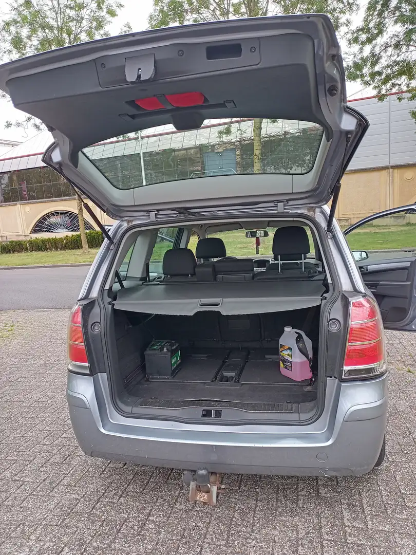 Opel Zafira Zafira 1.6 Enjoy Zilver - 1