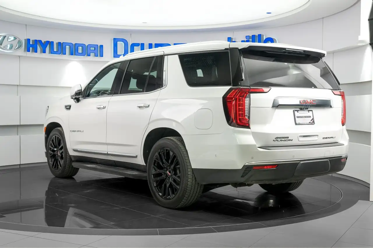 GMC Yukon снимка GMC Yukon