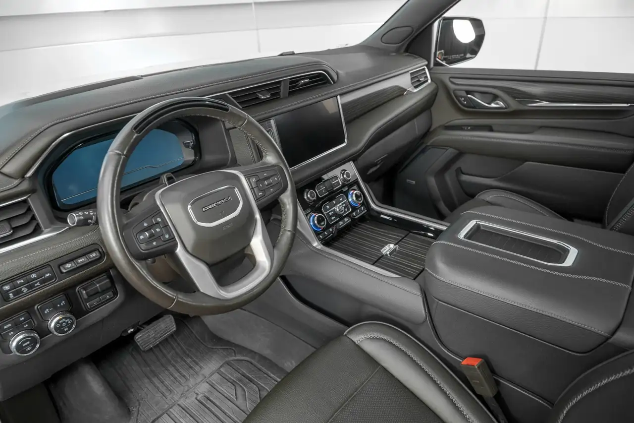 GMC Yukon снимка GMC Yukon