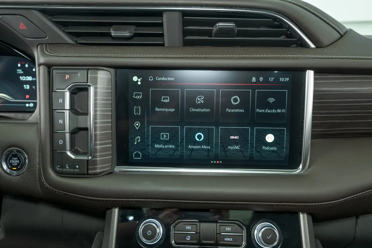 GMC Yukon снимка GMC Yukon