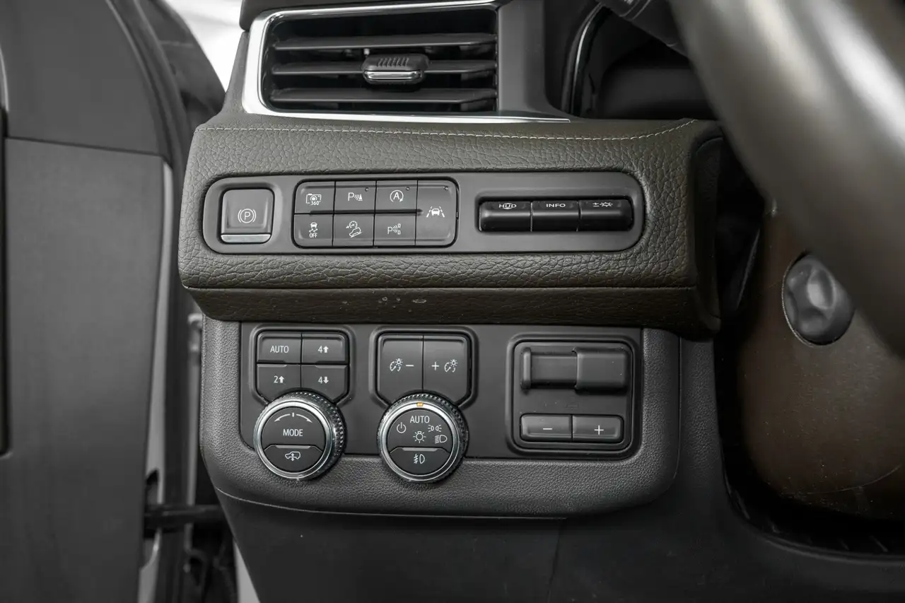 GMC Yukon снимка GMC Yukon