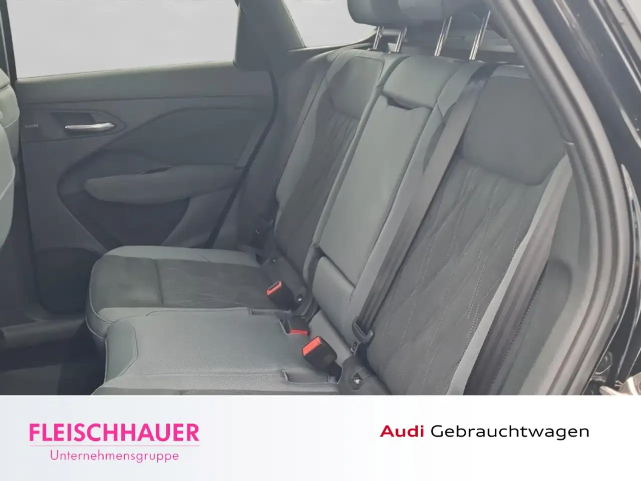 Audi Q3 SUV TFSI S tronic AHK+KAMERA+KEYLESS+ACC+MATRIX 10