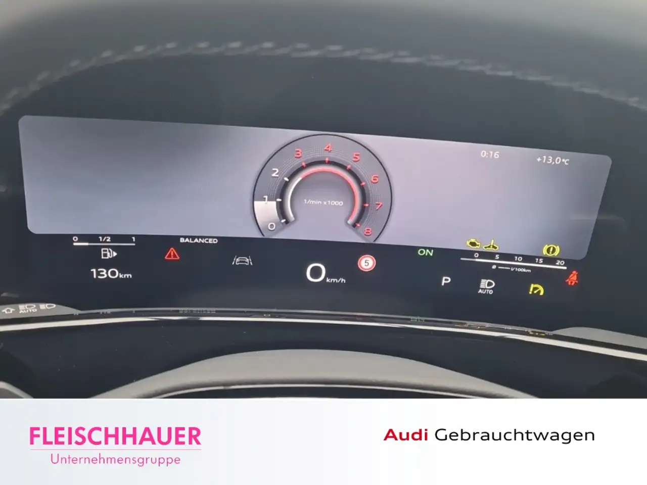 Audi Q3 SUV TFSI S tronic AHK+KAMERA+KEYLESS+ACC+MATRIX 8