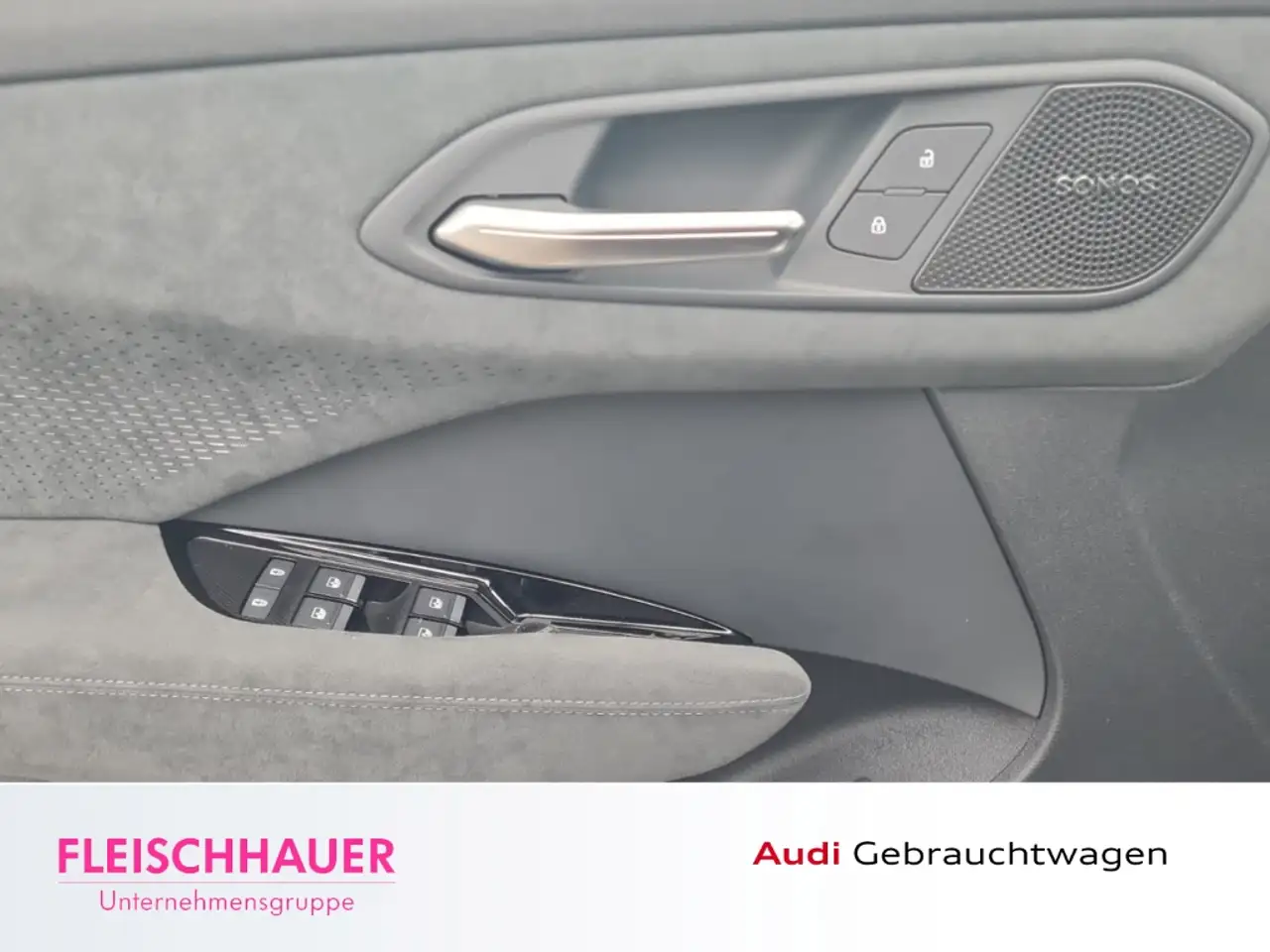 Audi Q3 SUV TFSI S tronic AHK+KAMERA+KEYLESS+ACC+MATRIX 9