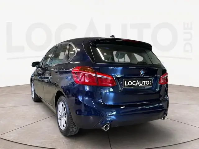 BMW 2 Series view 5