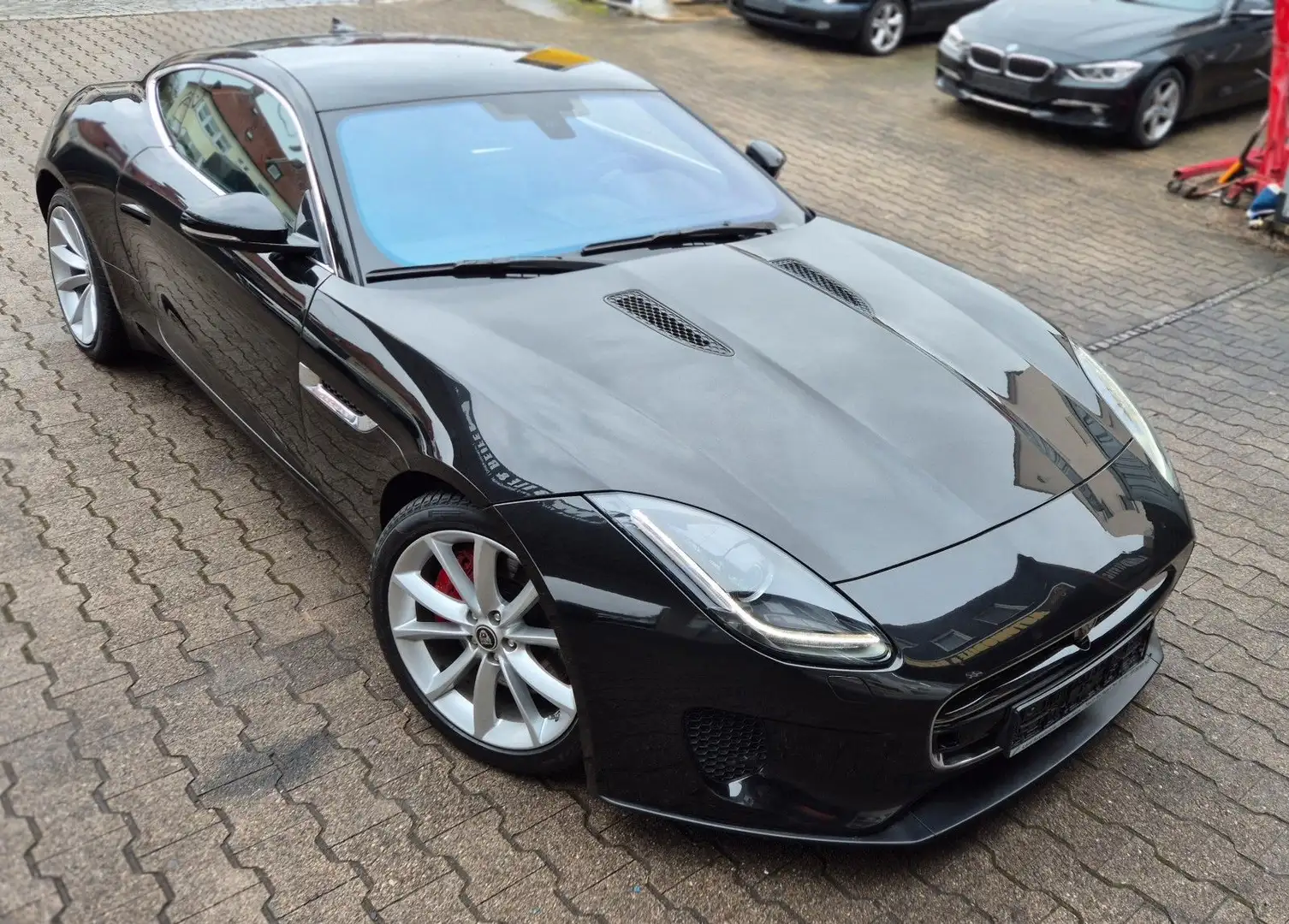 Jaguar F-Type F-TYPE 3,0V6 Coupe Panorama-1.Hand-Sport Schwarz - 1