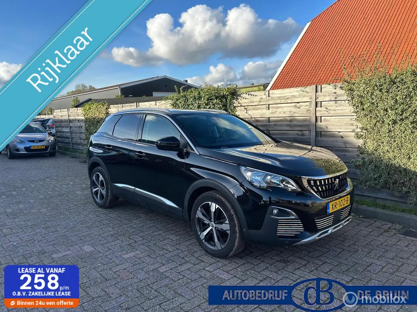 Peugeot 3008 1.2 PureTech Allure Automaat Noir - 1