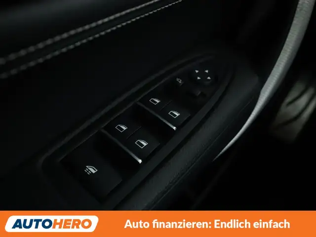 BMW 2 Series view 25