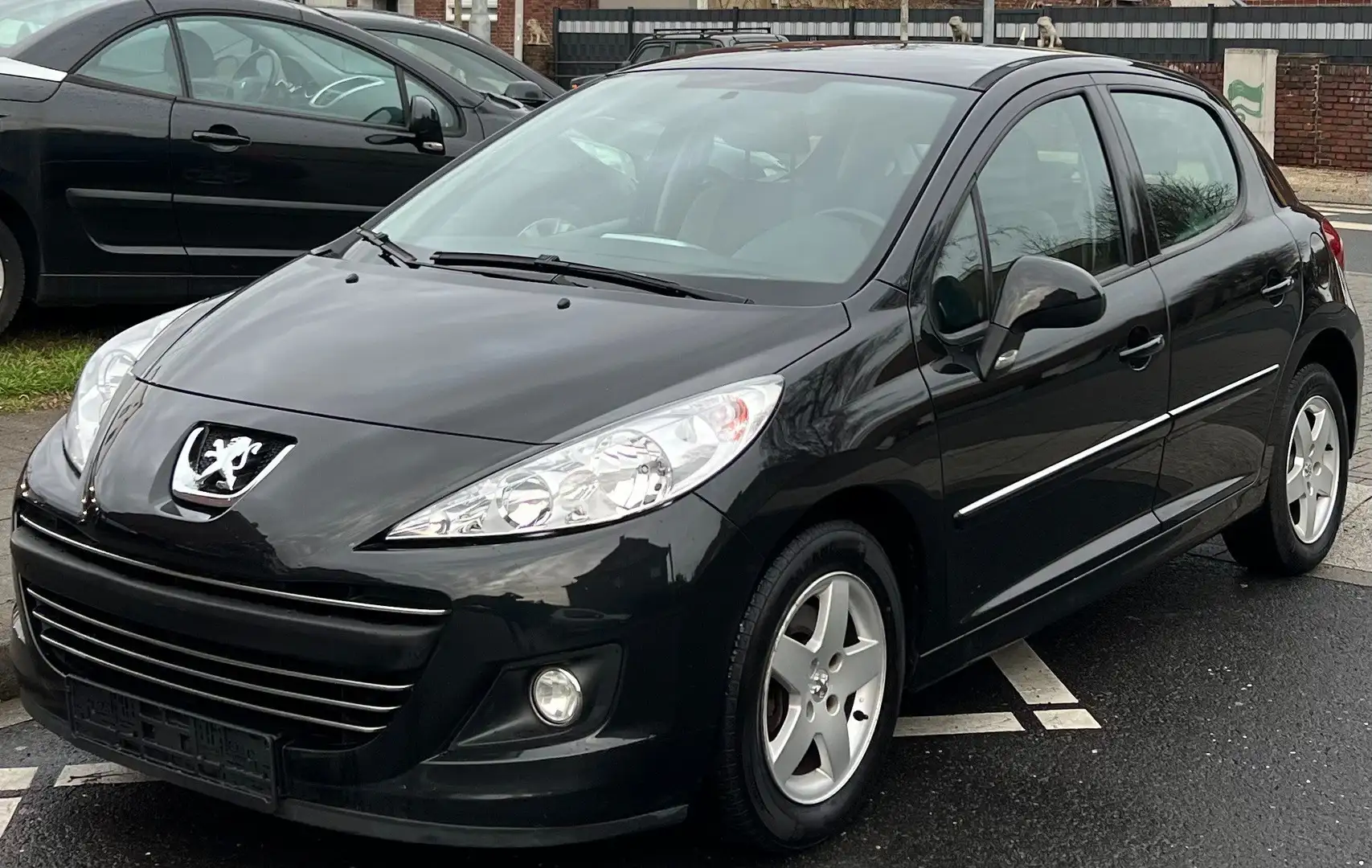 Peugeot 207 Urban Style *KLIMA-ALLWETTER-TÜV NEU* Schwarz - 1