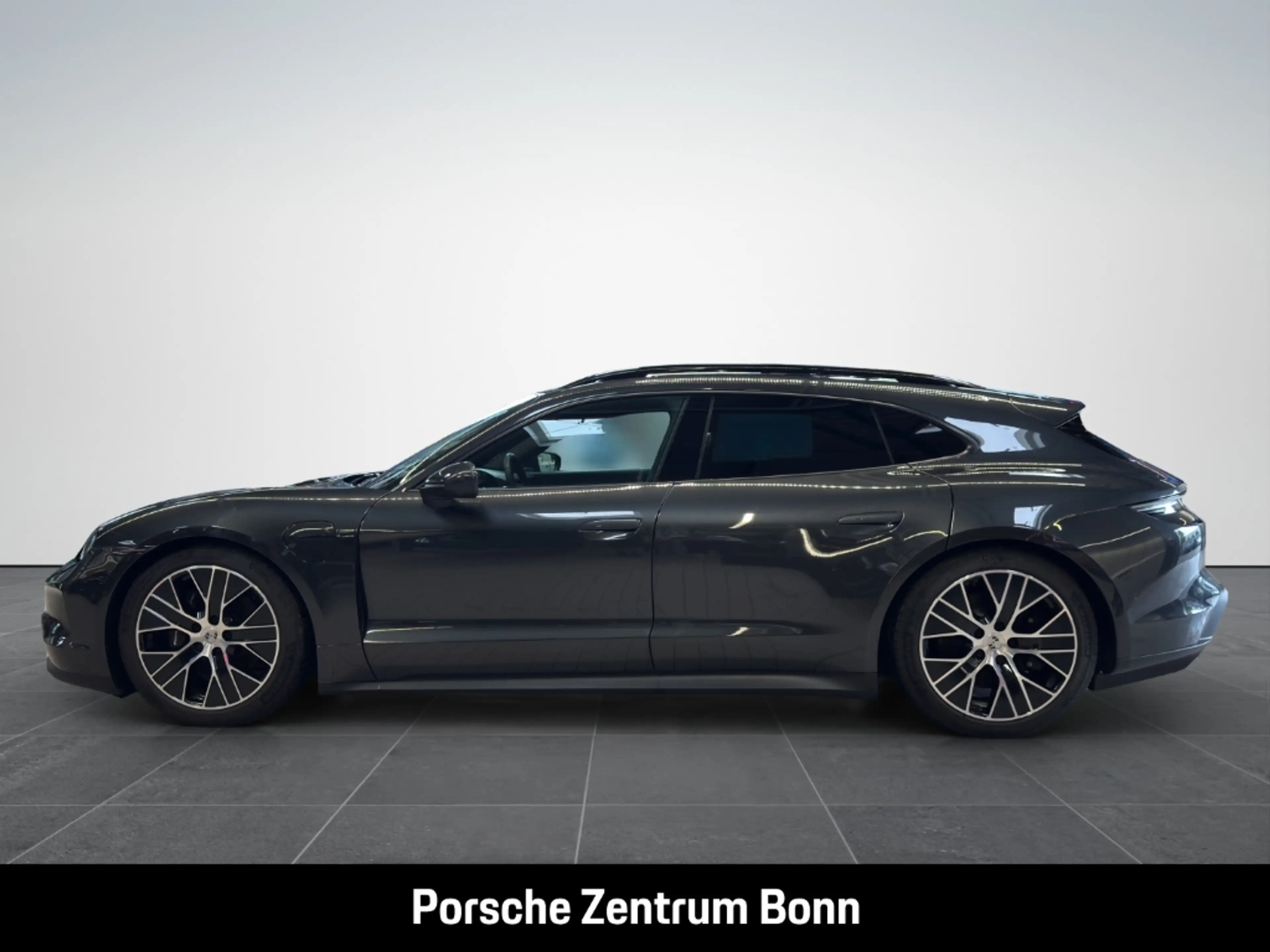 Porsche Taycan Sport Turismo InnoDrive SurroundView BOSE — photo 8