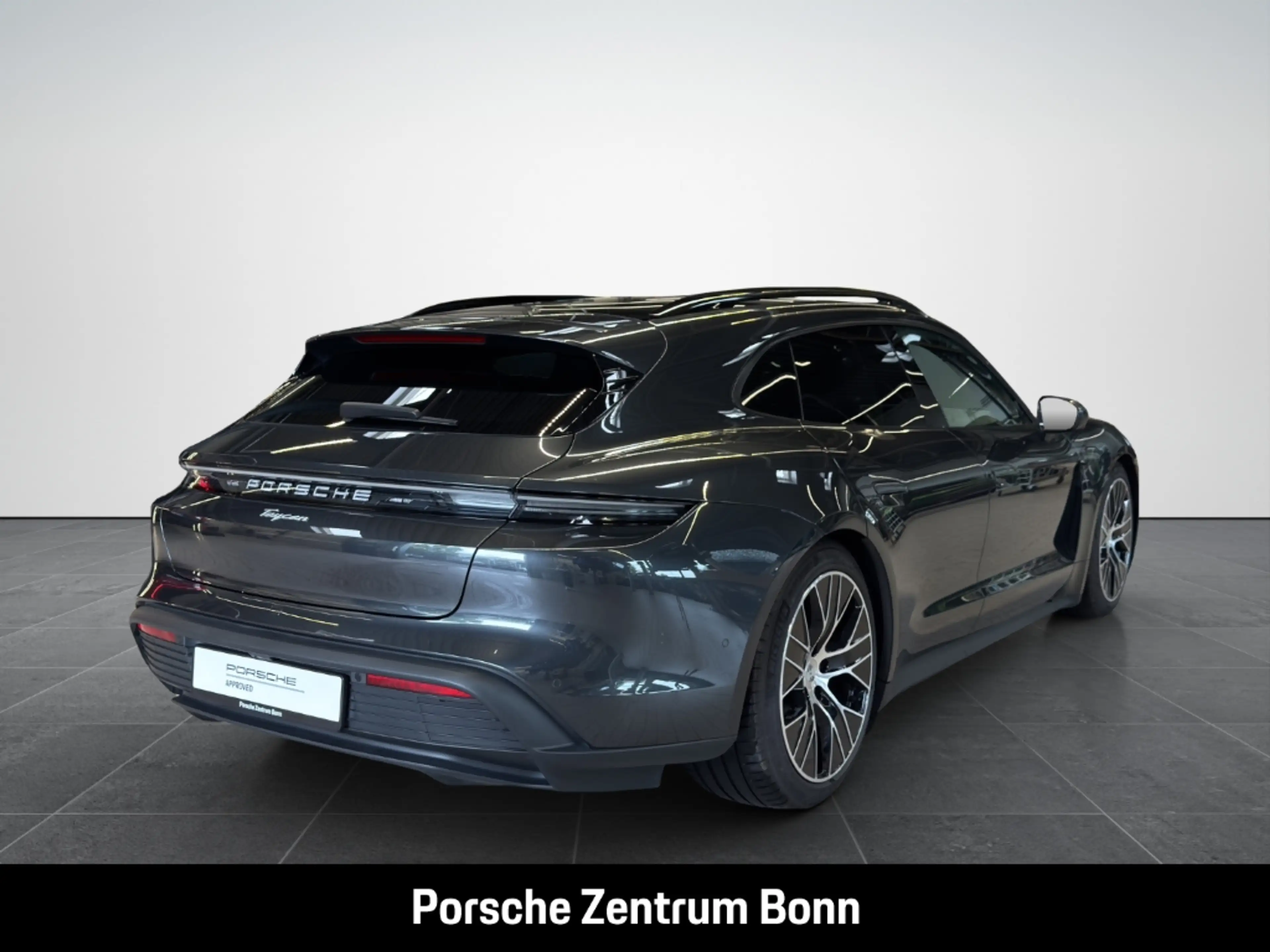 Porsche Taycan Sport Turismo InnoDrive SurroundView BOSE — photo 5