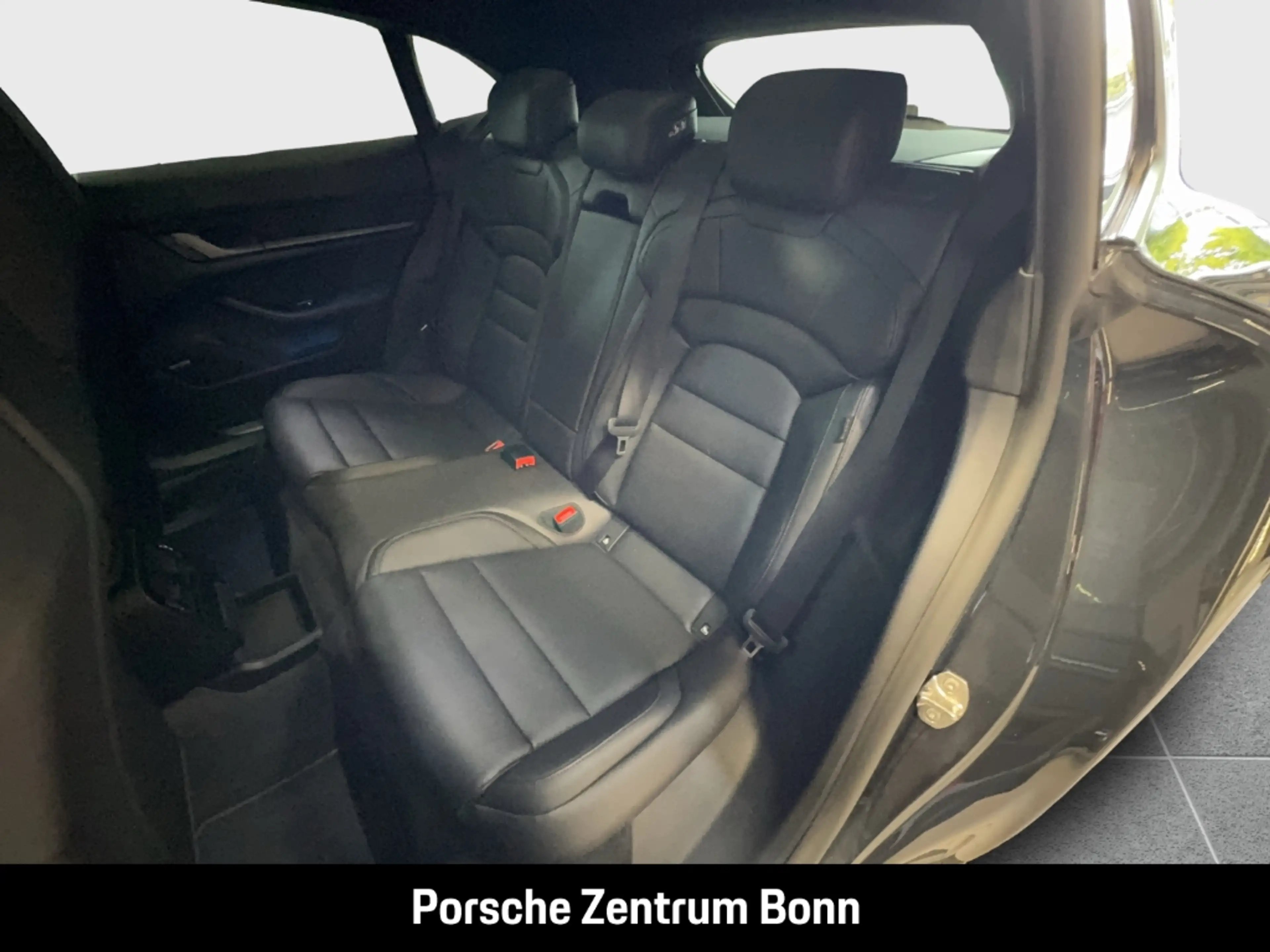 Porsche Taycan Sport Turismo InnoDrive SurroundView BOSE — photo 13