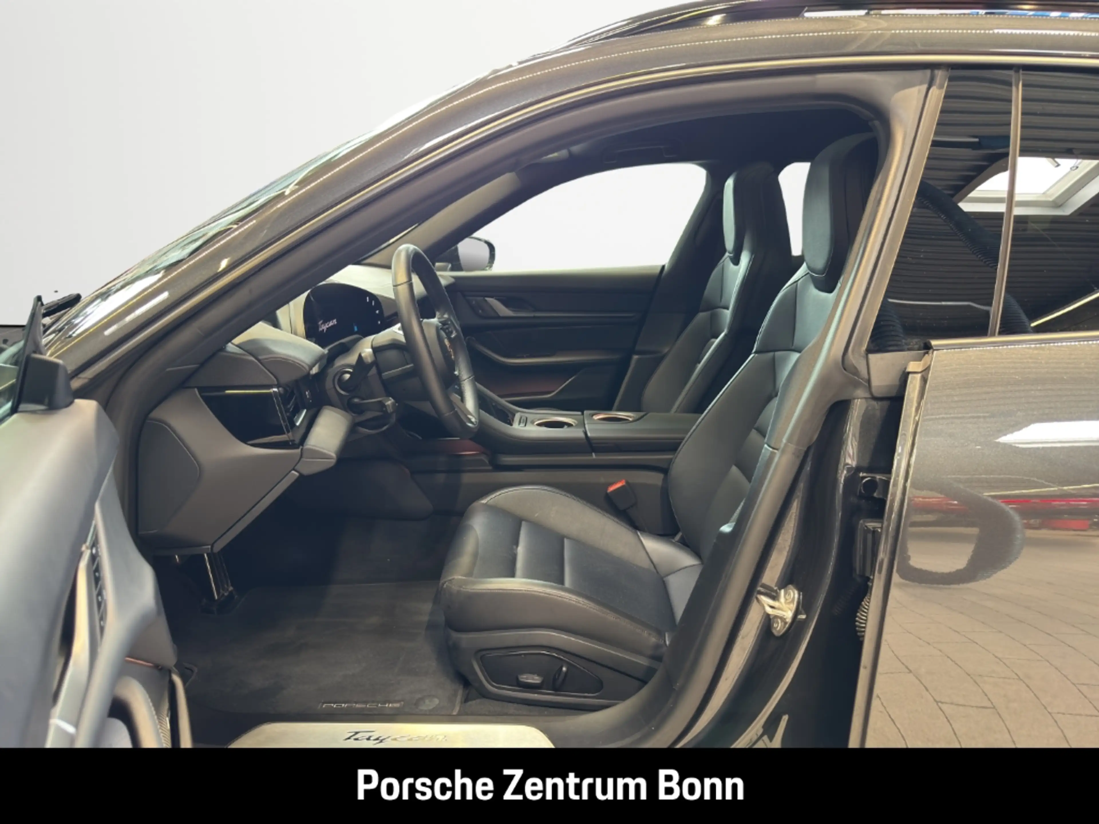 Porsche Taycan Sport Turismo InnoDrive SurroundView BOSE — photo 9