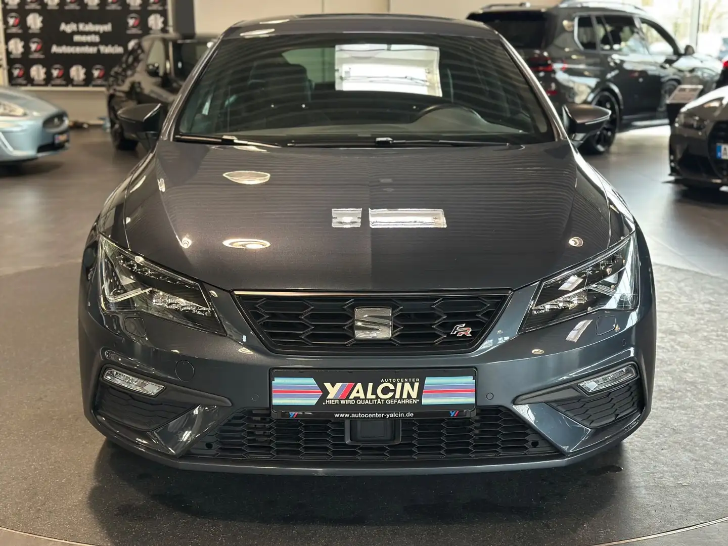 SEAT Leon 1.5 TSI ACT FR DSG 1.HAND/NAVI/CARPLAY/LM Grau - 2