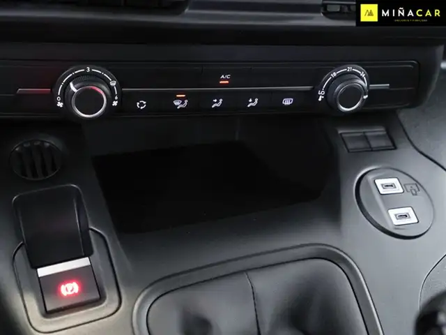 Citroen Berlingo view 24