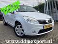 Dacia Sandero 1.2 Lauréate Airco Wit - thumbnail 1