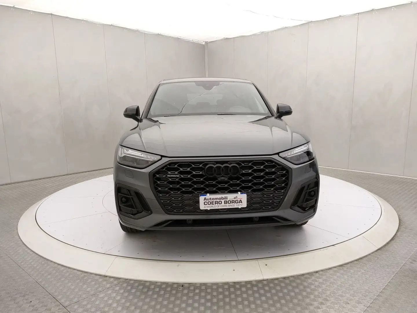 Audi Q5 Q5 40 TDI 204 CV quattro S tronic S line plus Grigio - 2