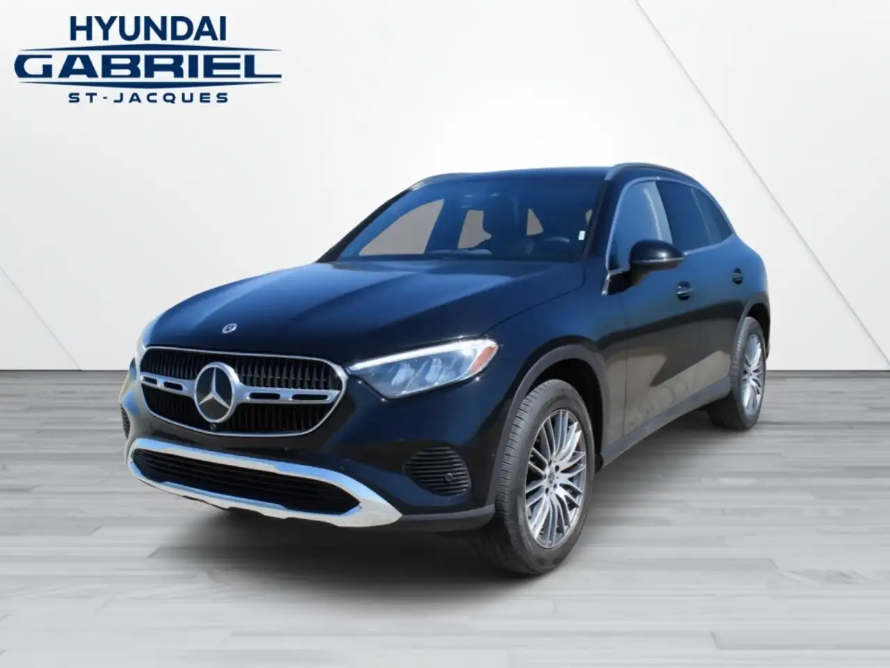 2025 Mercedes-Benz GLC