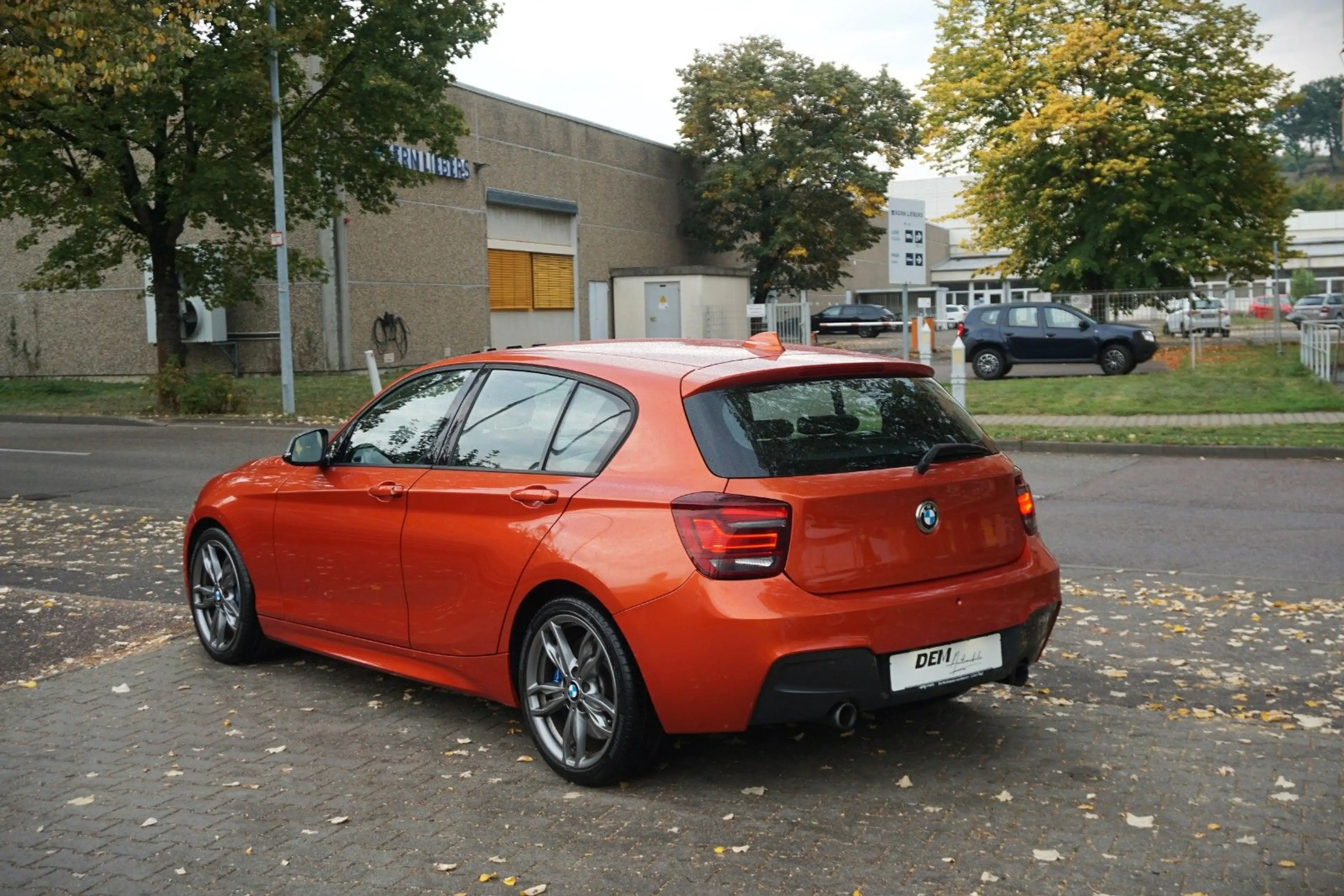 BMW 135 i xDrive / Schiebedach / Leder / R-Kam./ HK — photo 2