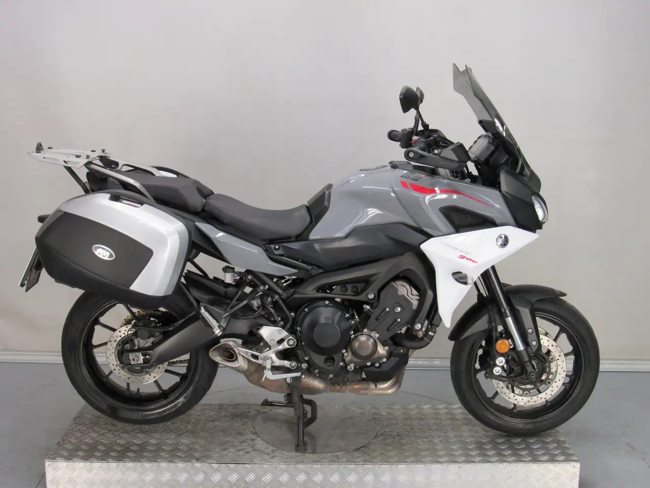 Yamaha Tracer 900