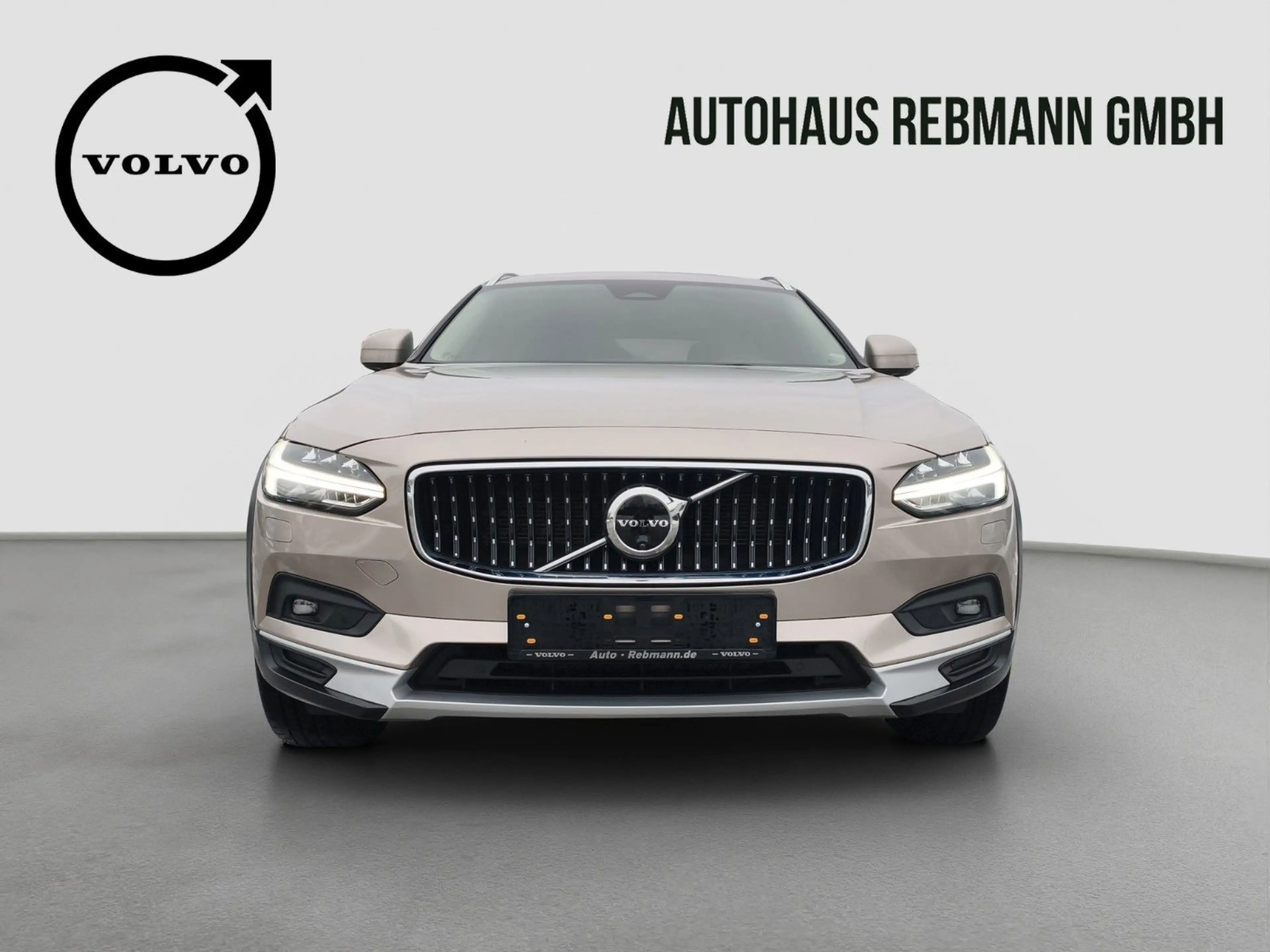 Volvo V90 Cross Country V90 B5 Cross Country Ultimate AWD SD*StdHz*360° — photo 2