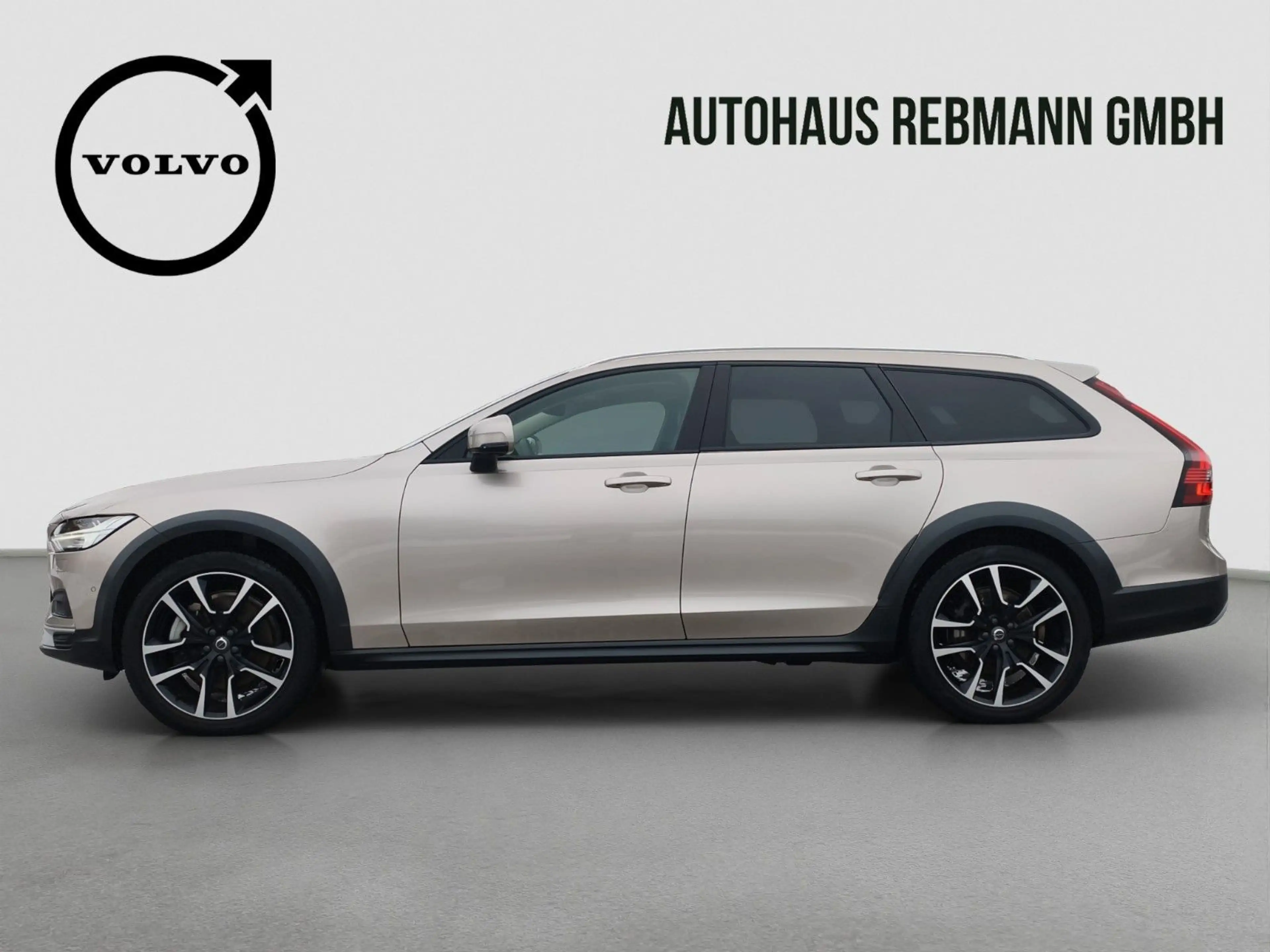 Volvo V90 Cross Country V90 B5 Cross Country Ultimate AWD SD*StdHz*360° — photo 3