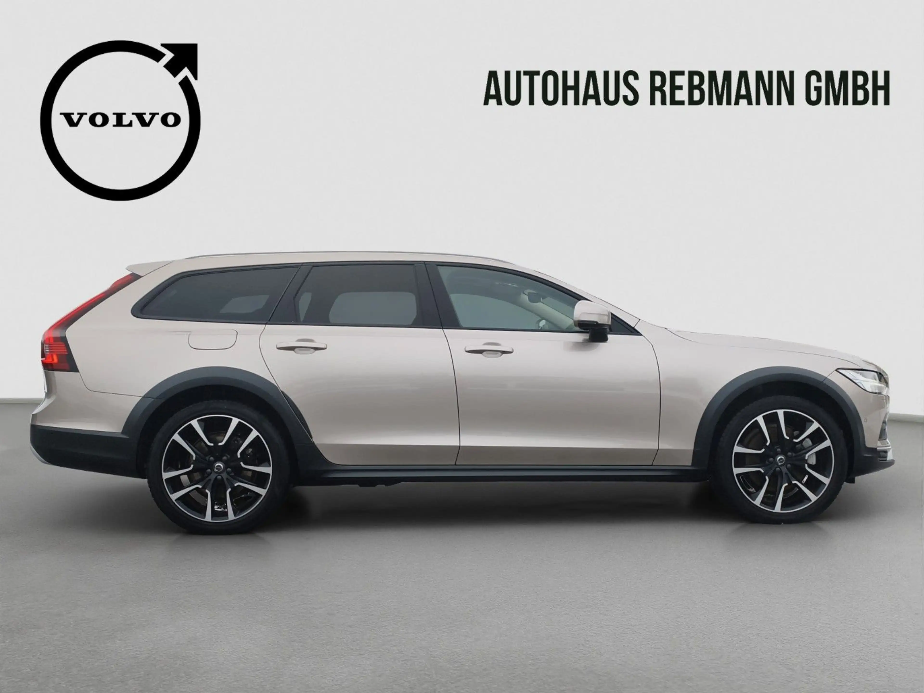 Volvo V90 Cross Country V90 B5 Cross Country Ultimate AWD SD*StdHz*360° — photo 7