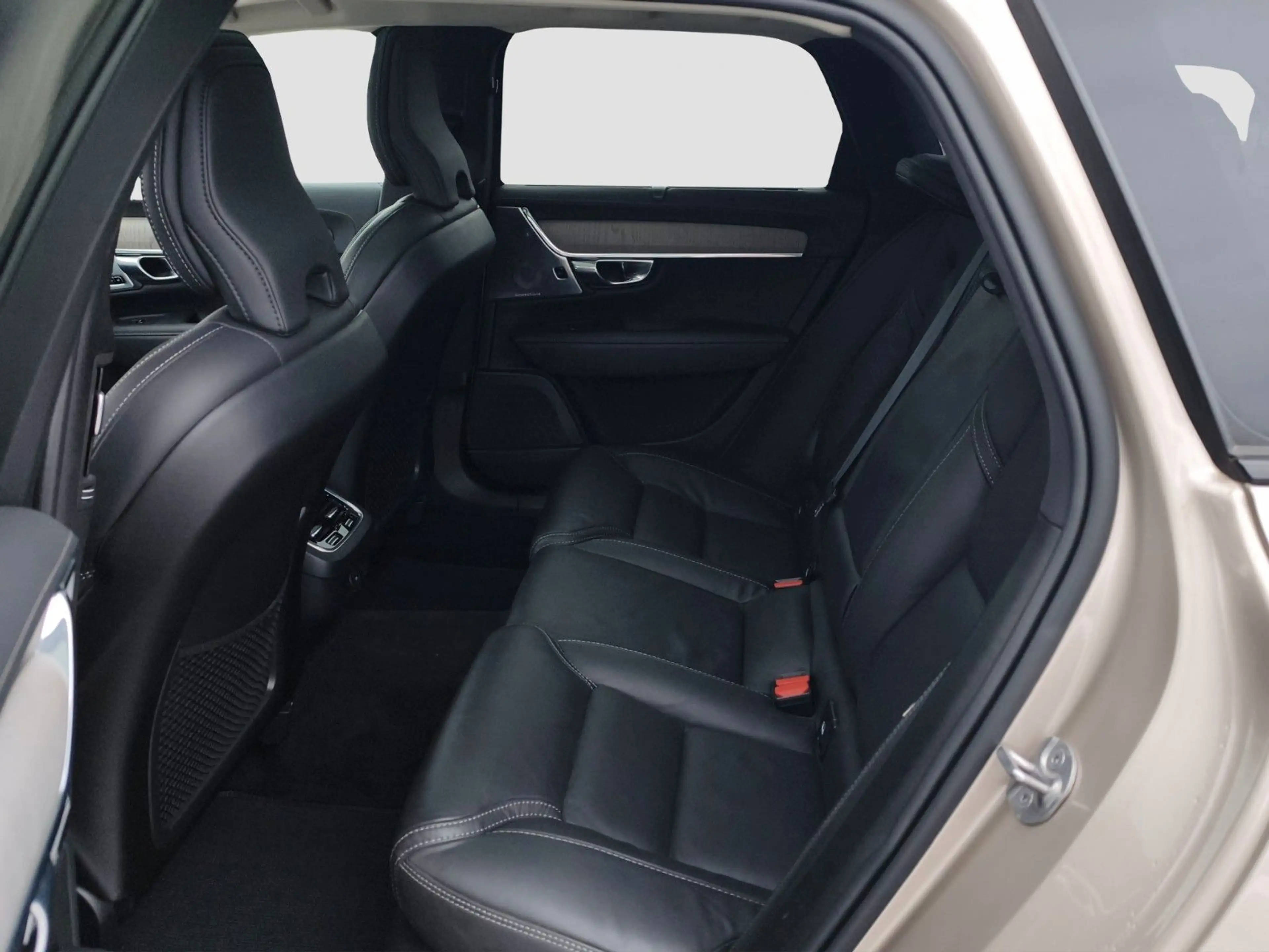 Volvo V90 Cross Country V90 B5 Cross Country Ultimate AWD SD*StdHz*360° — photo 14