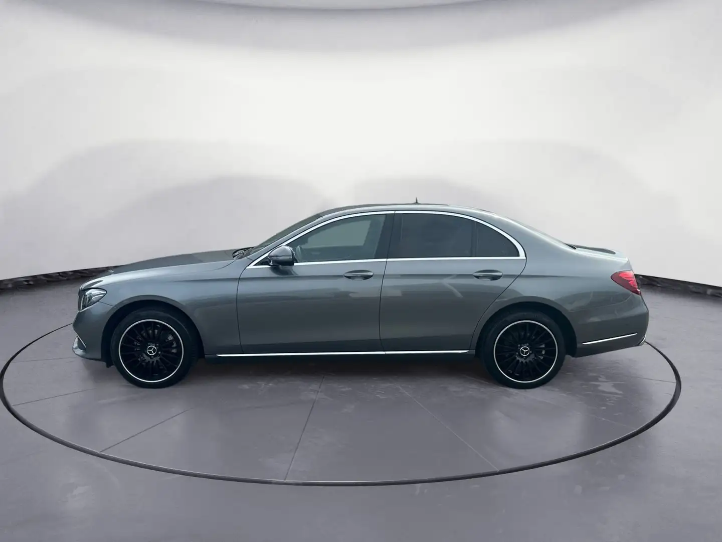 Mercedes-Benz E 220 d 9G-TRONIC Exclusive AHK Navi Sitzheizung Gris - 2
