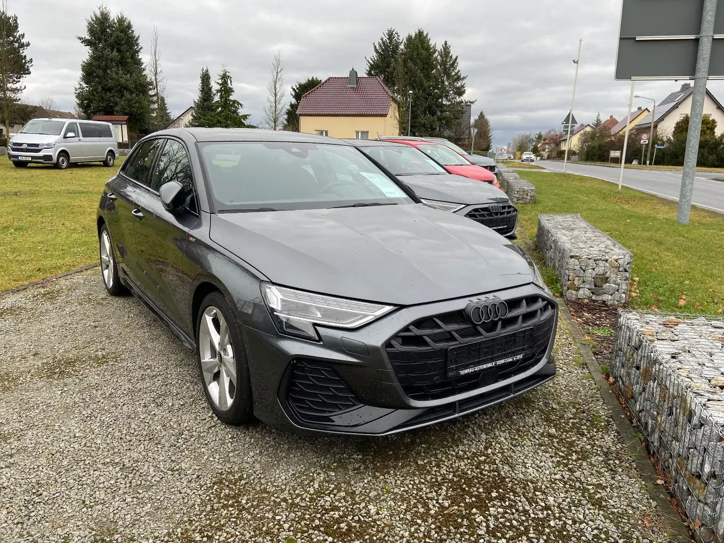 Audi A3 SB 35 TFSI S line, Navi, Panorama, ACC Grau - 1
