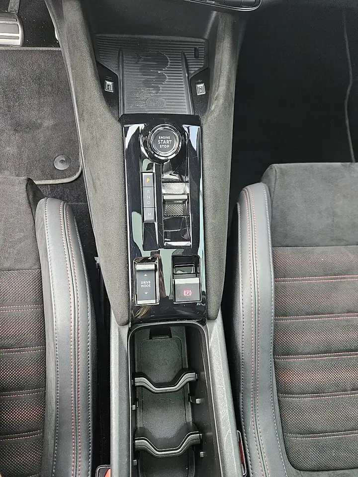 Alfa Romeo Junior 2025 — фото 12