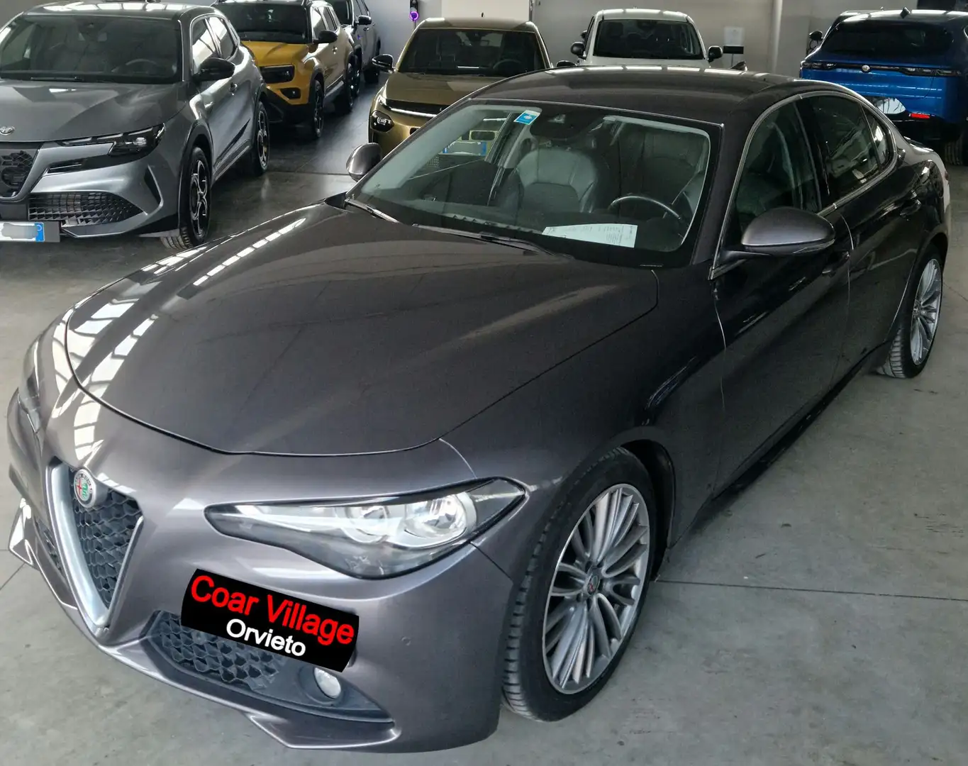 Alfa Romeo Giulia Giulia 2.2 t Super 180cv auto Grigio - 1