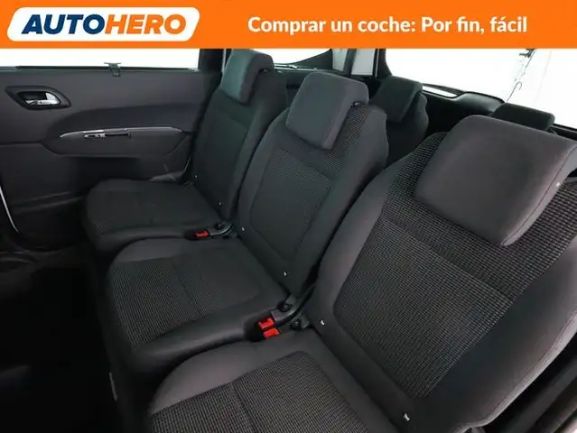 Peugeot 5008 view 15